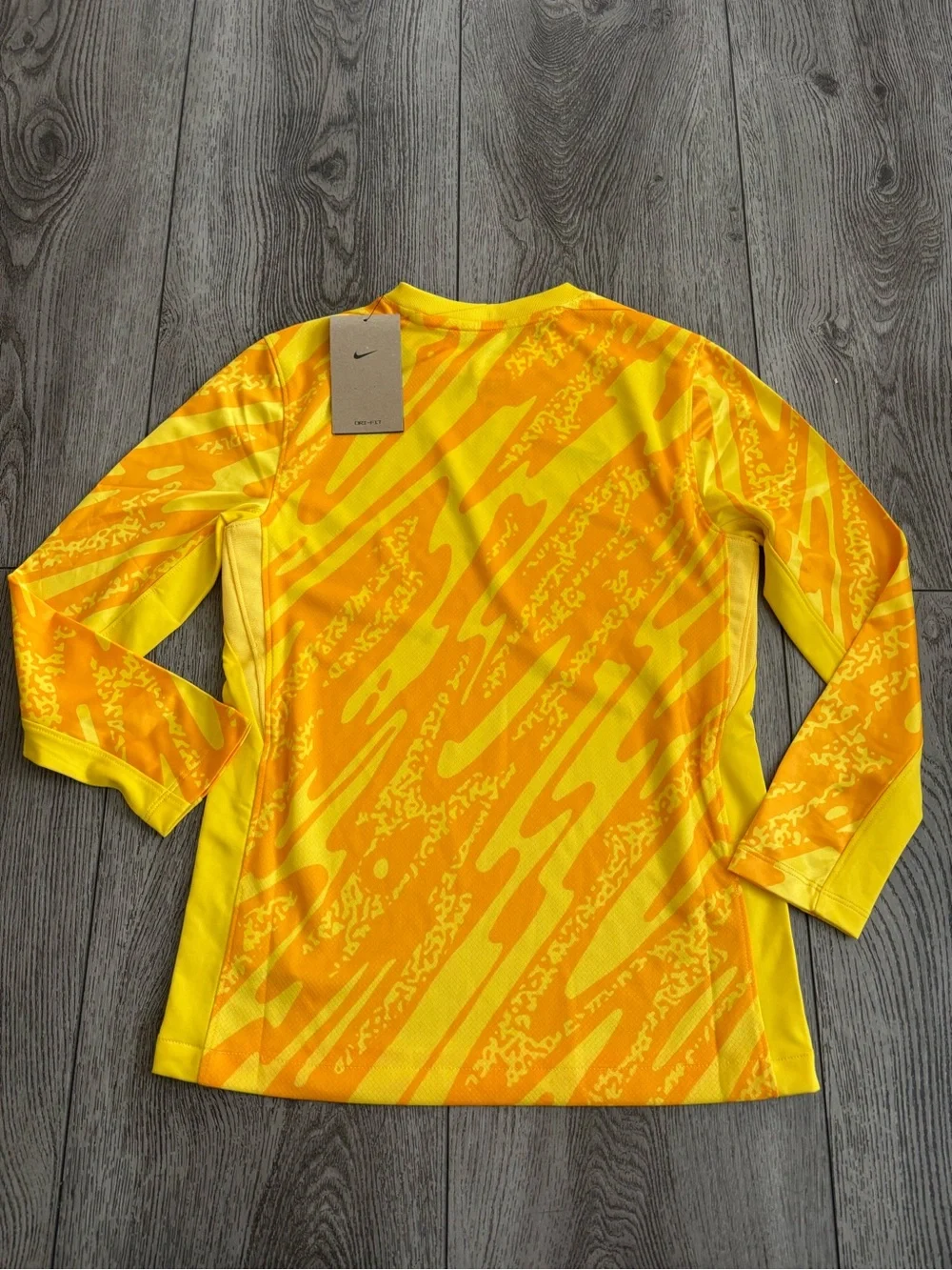 Nike vibrant long